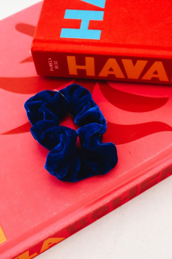 Treat Yourself Velvet Scrunchie - Royal Blue Online