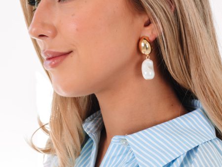 Freshwater Feeling Earrings - Gold on Sale